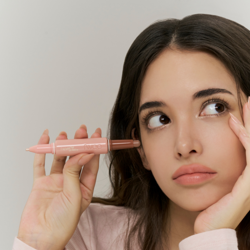 Long-Lasting Dual Coloring Stick Eye Shadow
