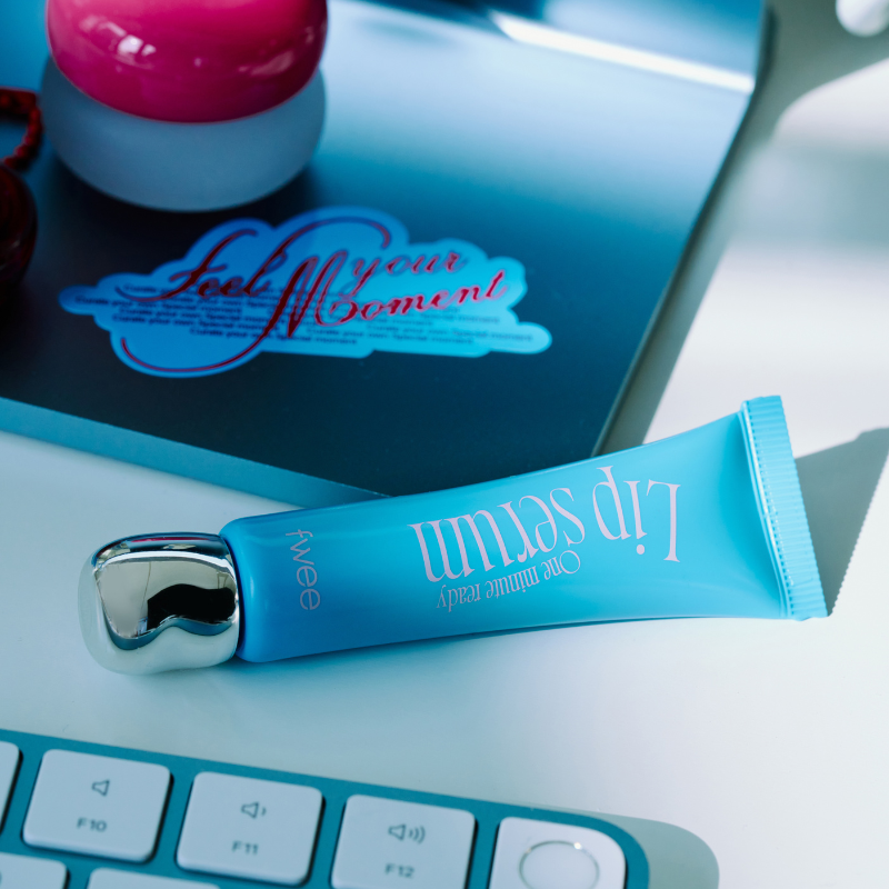 One Minute Ready Lip Serum