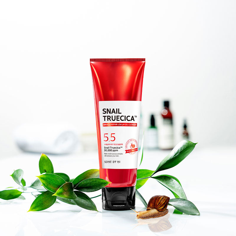 SOME BY MI Snail Truecica Miracle Repair Low pH Gel Cleanser 