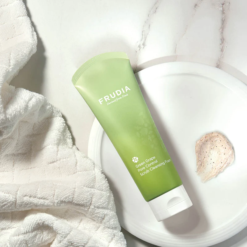 Green Grape Pore Control Scrub Cleansing Foam